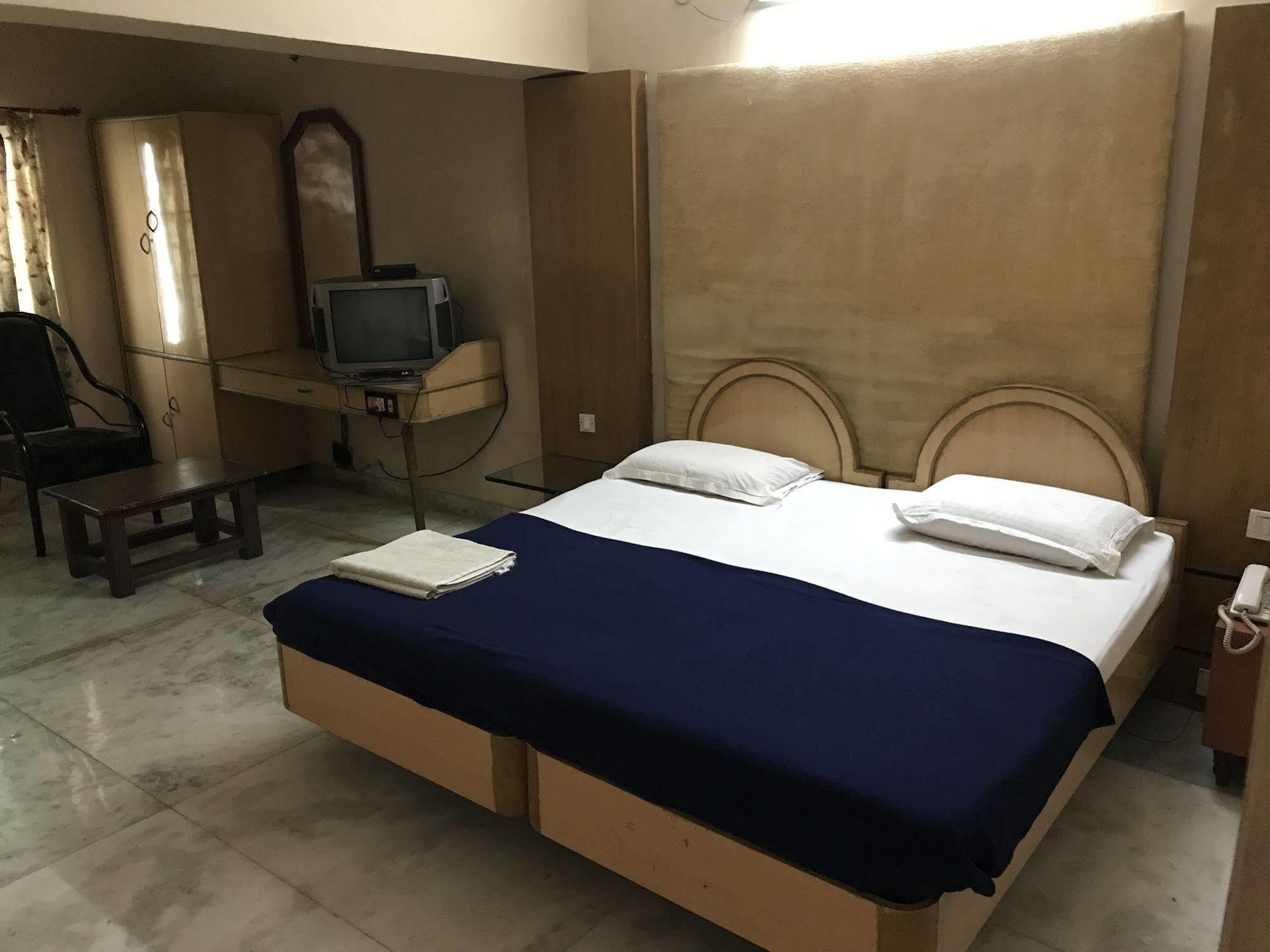 Raj Residency Apartment Chennai Exterior photo